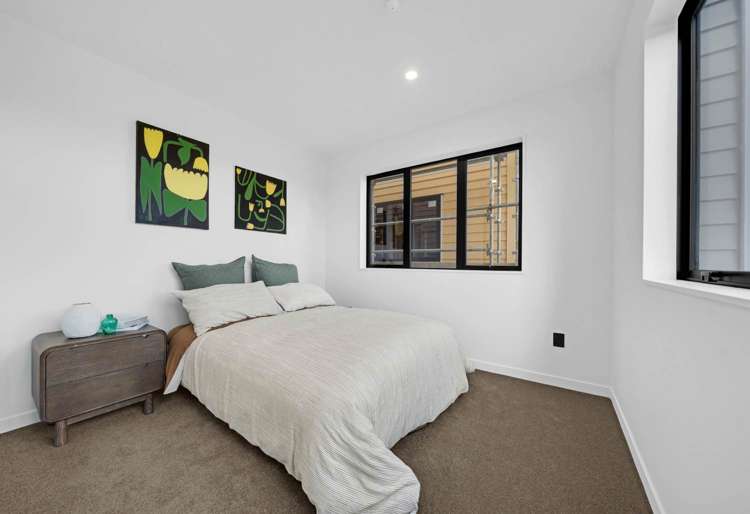 175 Bremner Road_4