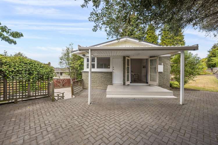 2 Alastair Avenue Owhata_13