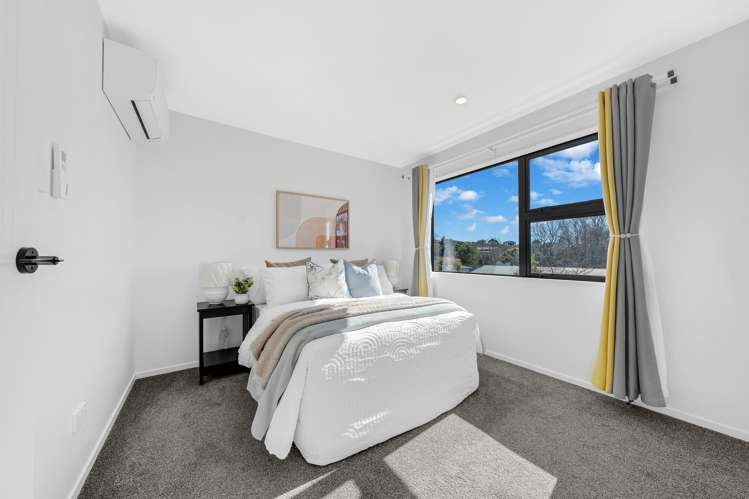 2/13 Grove Lane Pakuranga Heights_12