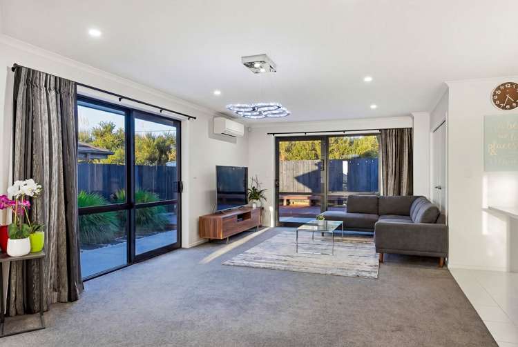 87 Twin Parks Rise Papakura_6