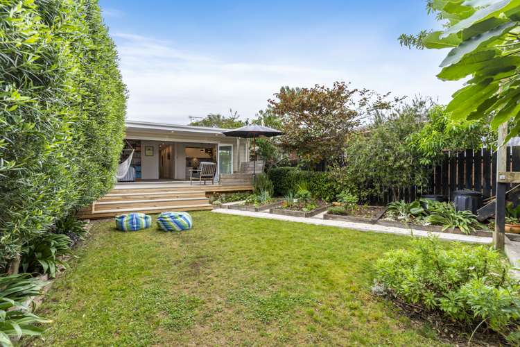 58a Kings Road Panmure_16