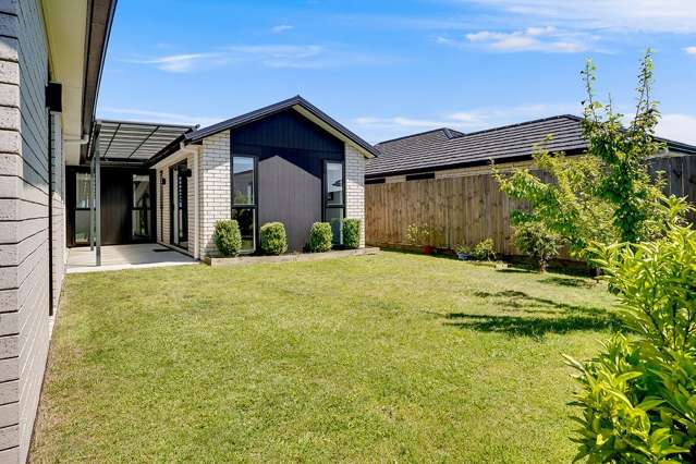 23 Inuwai Street Glenview_4