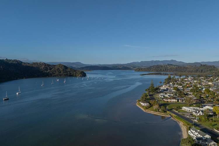 96 Albert Street Whitianga_24