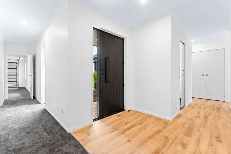 8 Patty Lane Patumahoe_2