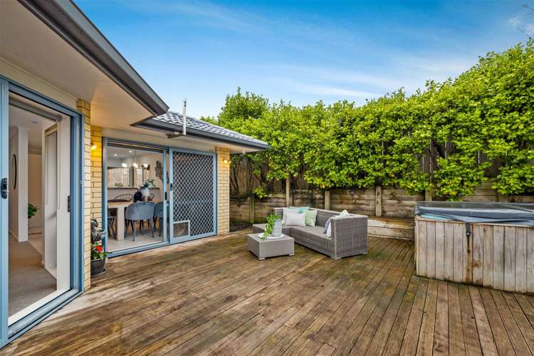 14 Ginders Drive Massey_19