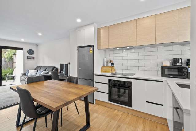 7/5 King Street Papakura_2