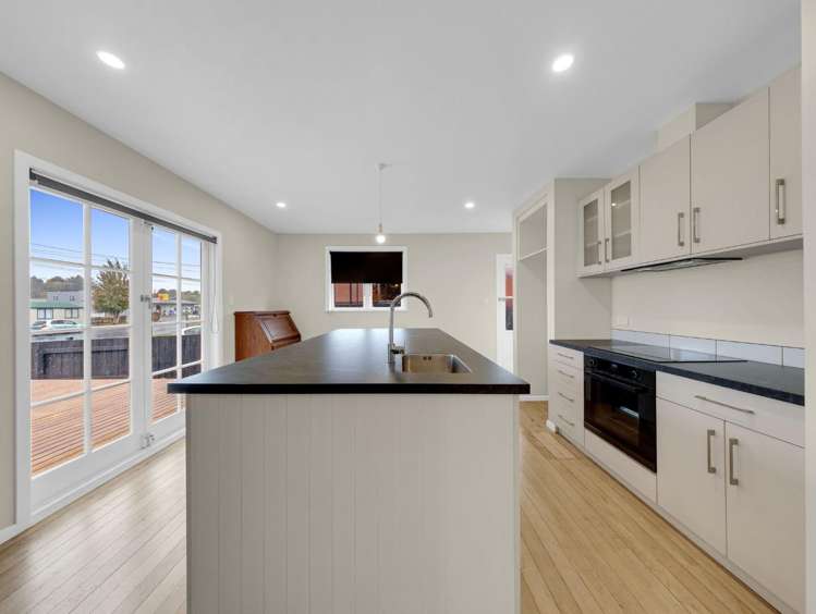 1054 Te Rahu Road 11385_4