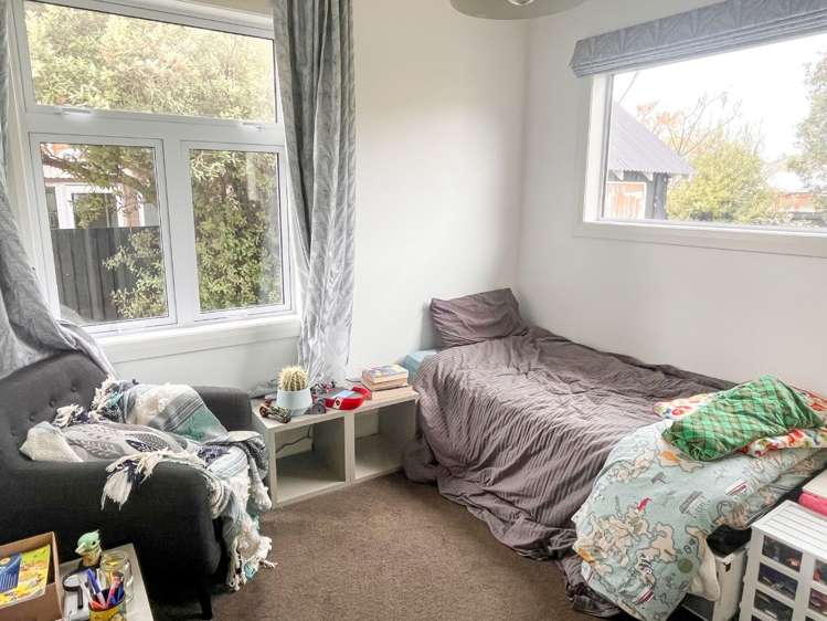 2 Celia Street Redcliffs_10