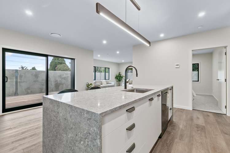 114A Bartholomew Road_2