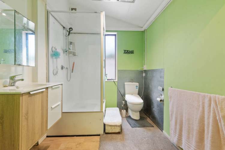 22 Pirangi Street Pt England_16