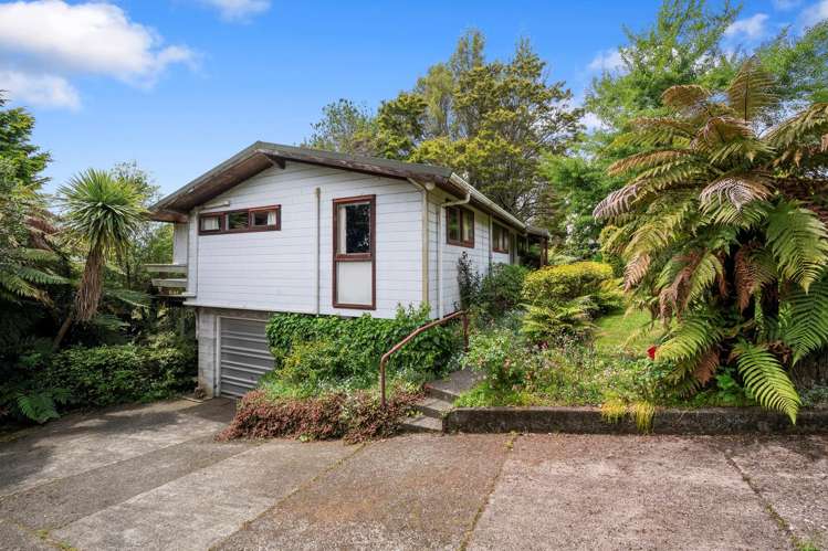 19 Exeter Place Tihiotonga_9