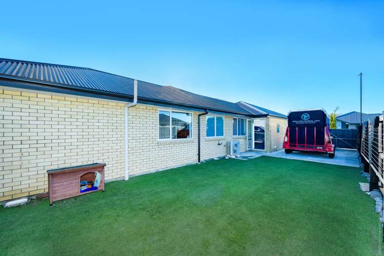 74 Oaks Drive Lincoln_24