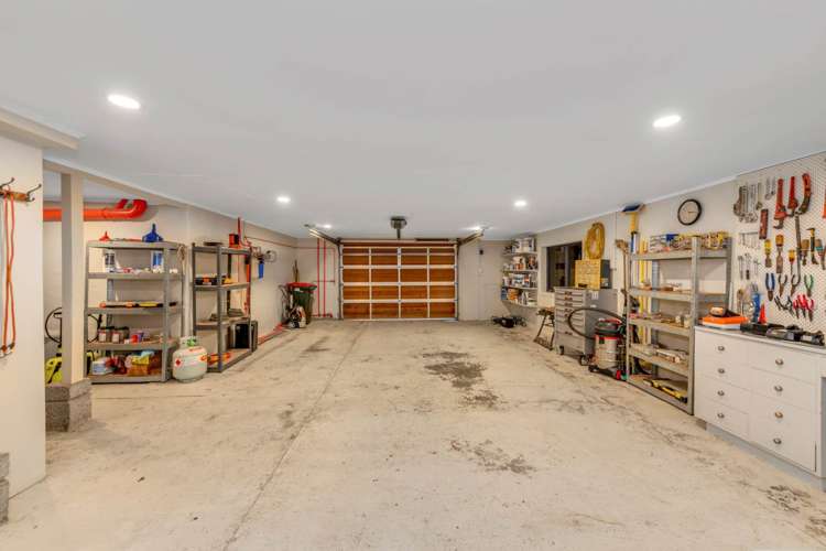 33 Pohutukawa Road Beachlands_24