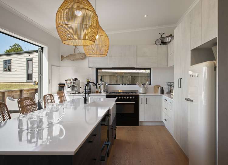 14 Abbott Road Waikino_21