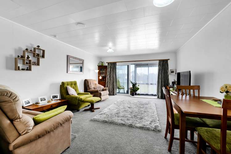 61 Murray Avenue Hawera_5