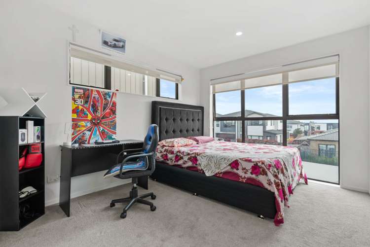 2 Christella Street Flat Bush_8