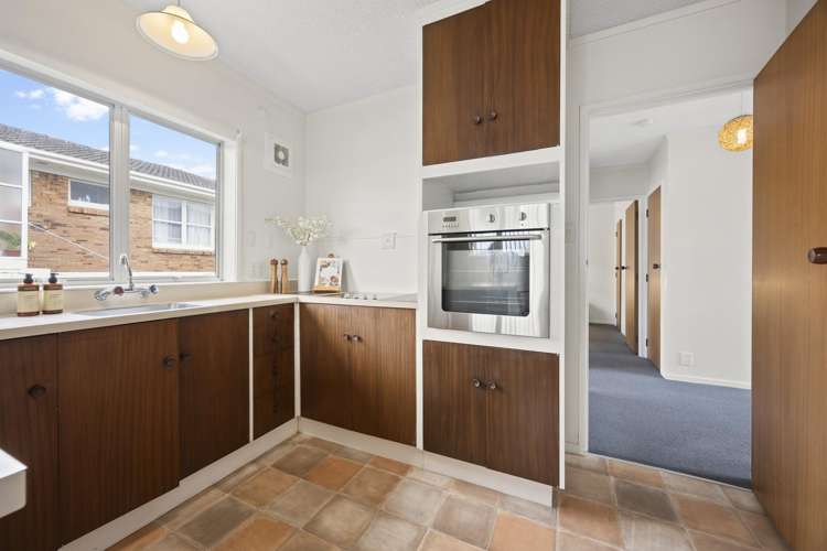 2/240 Onewa Road Birkenhead_8