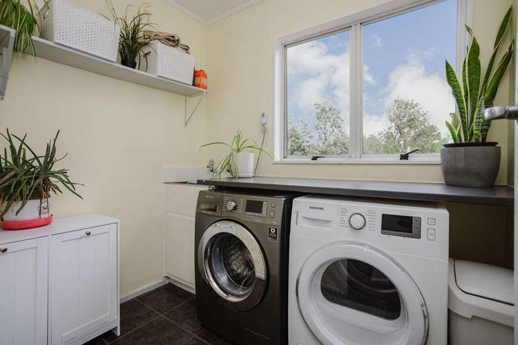 47 Knight Road Dannevirke_14