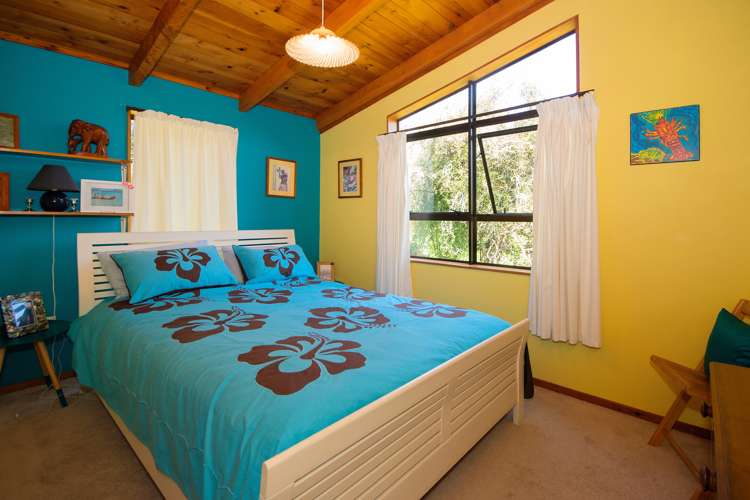 142 Takahe Road Titirangi_9