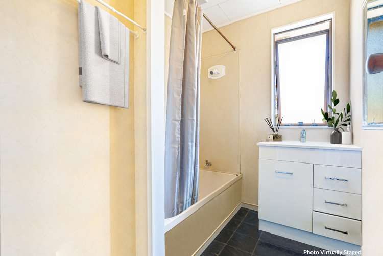 1/64 Meadowvale Rise Titirangi_7