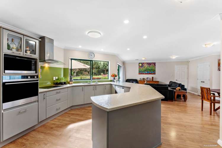 30 Lothian Brae Wattle Downs_7