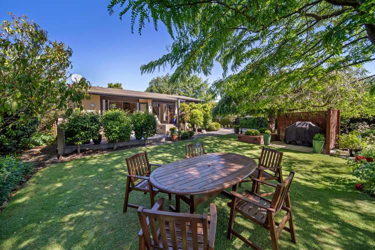 22C Yellowstone Crescent Burwood_30