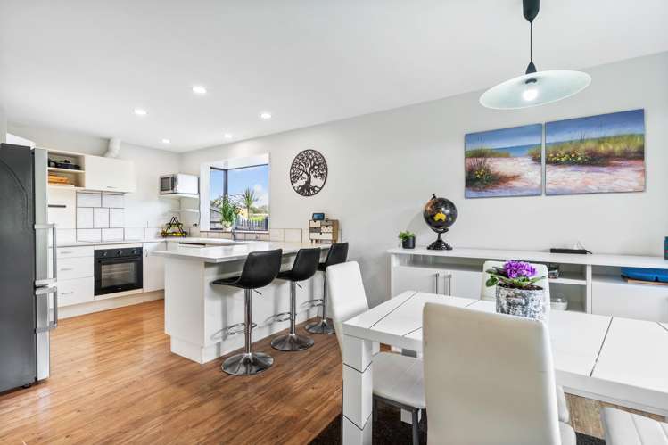 88 McRobbie Road Kingseat_7