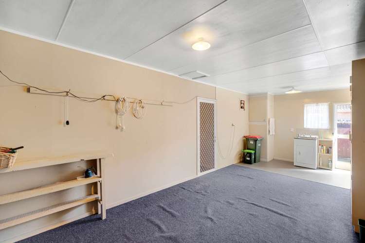 2/4212a Great North Road Glendene_11