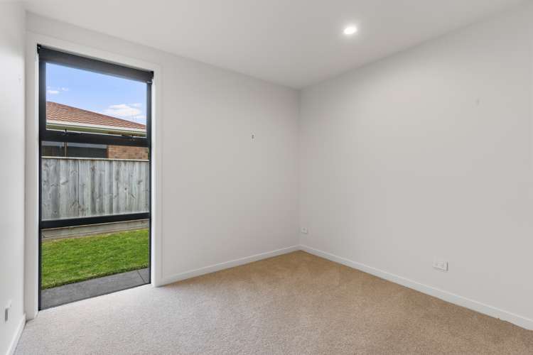 1156a South Road Oakura_19