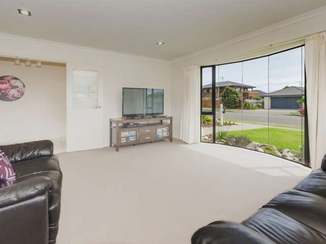 82 The Drive Paraparaumu Beach_4