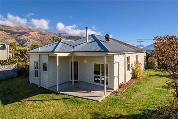 98 Tenby Street Wanaka_15