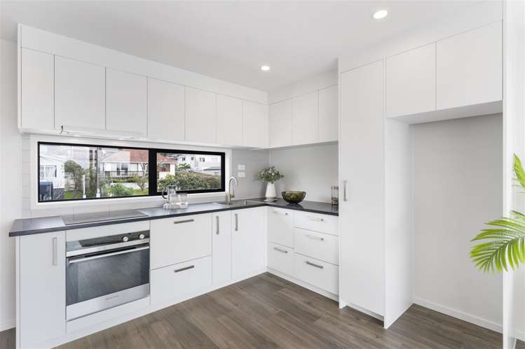 1/8 Chivalry Road Glenfield_5