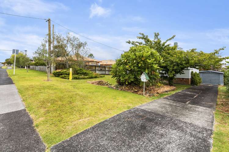 112 Flanshaw Road Te Atatu South_13