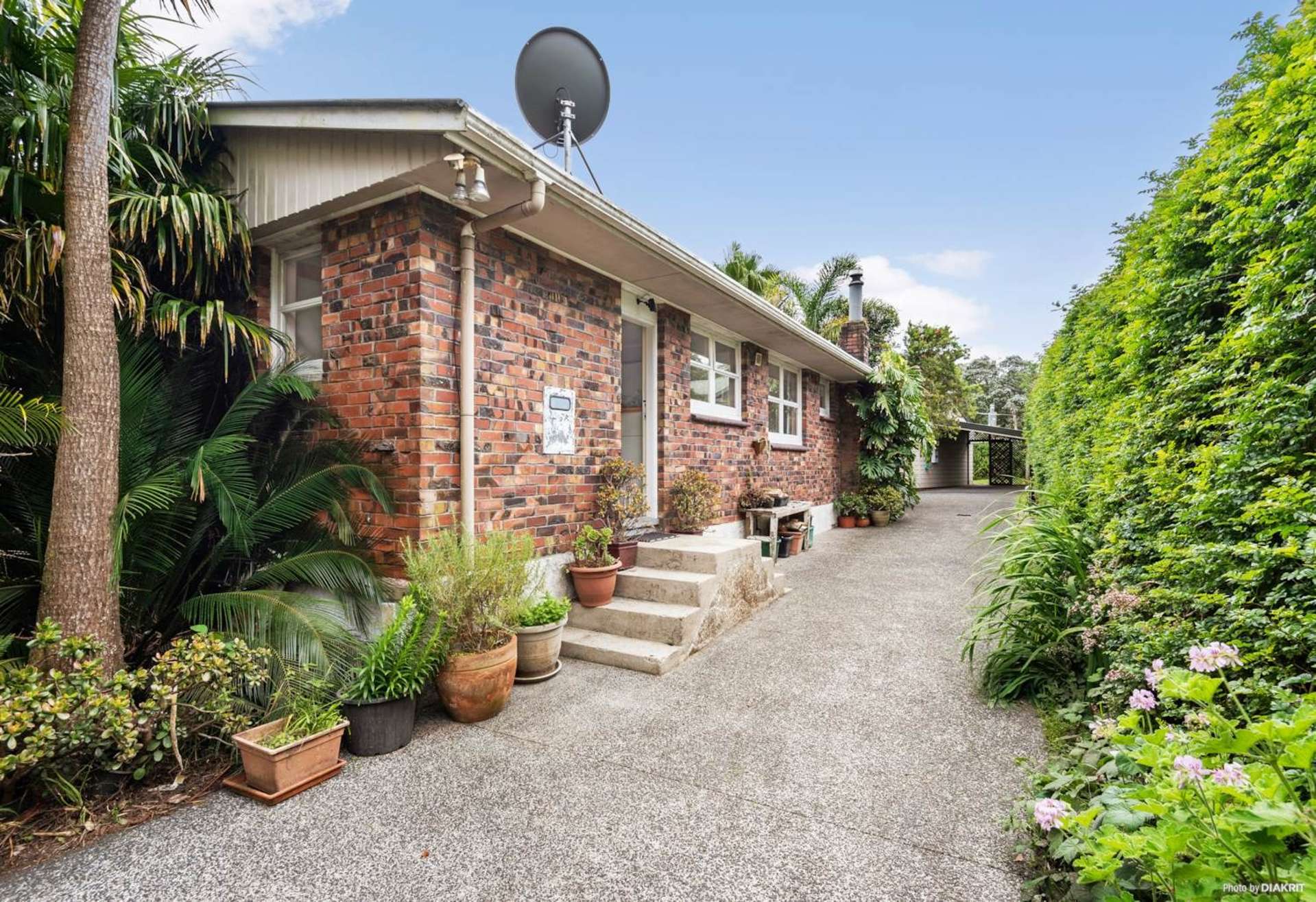 18-triangle-road-massey-waitakere-city-houses-for-rent-oneroof