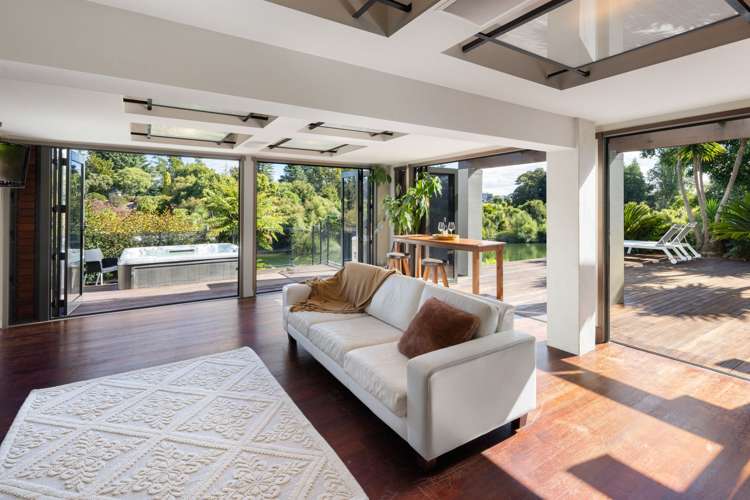 1025 River Road Queenwood_21