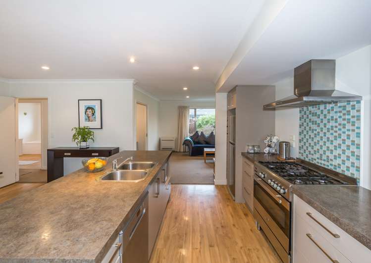 282 Southfield Drive Lincoln_25