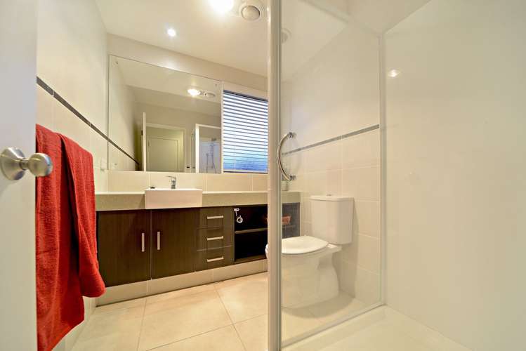 5 Kouras Place Flat Bush_19