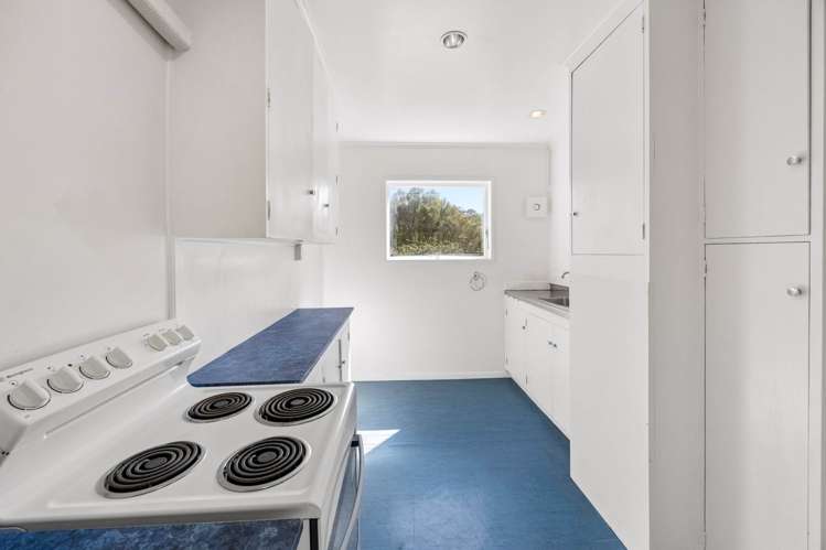 2/145 Bassett Road Remuera_6