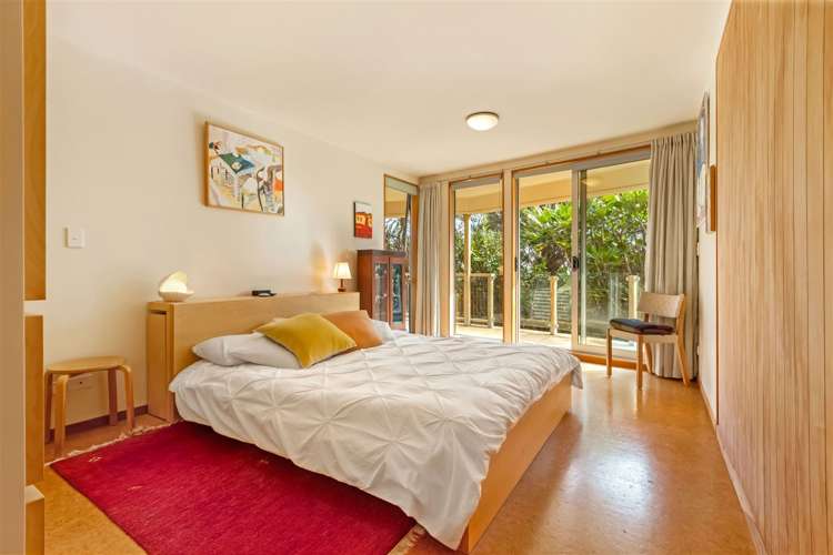 102 Trig Hill Road Onetangi_21