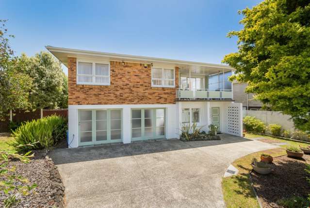 8 Mcbreen Avenue Northcote_1