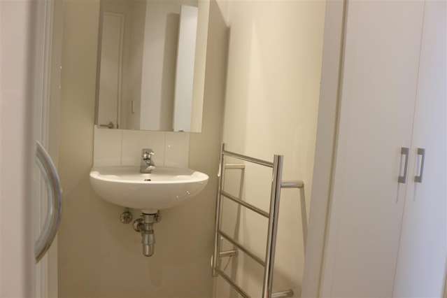 1118/72-82 Taranaki Street 2185_4