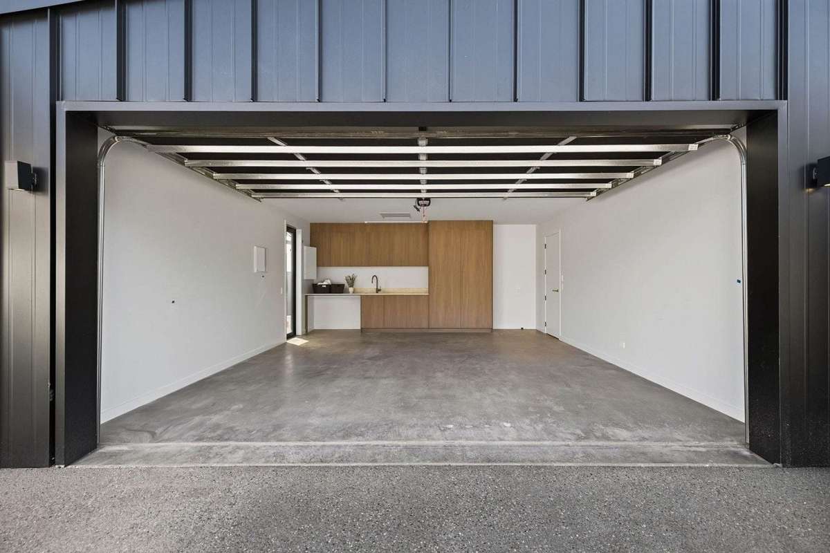 Jacks Point Living - 3 Beds + Office 4