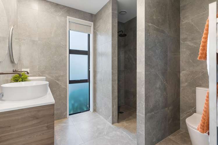 202 Broomfields Road Whitford_26