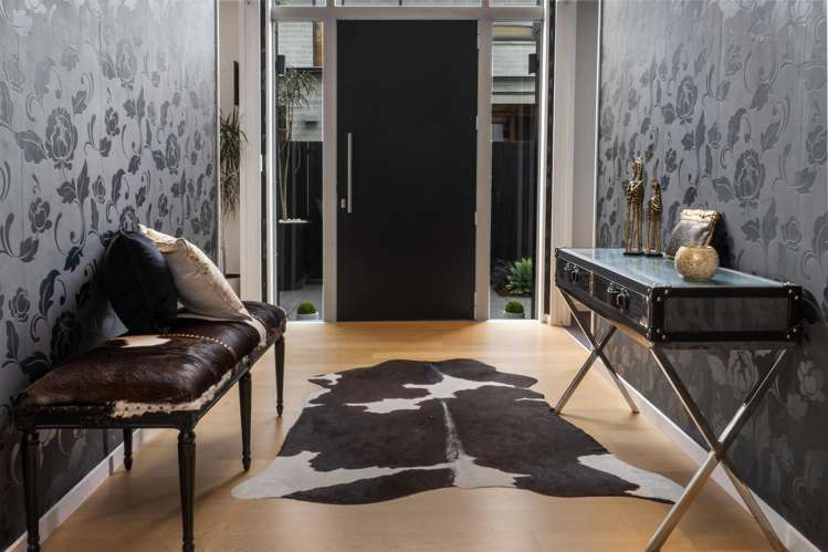 19 Devonport Lane Merivale_6