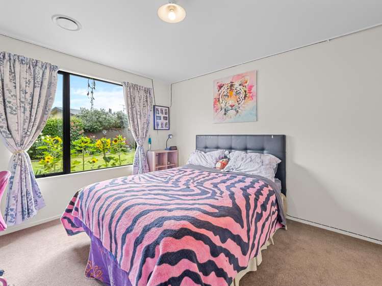 75 Pages Road Allenton_15