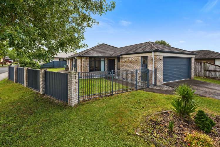 1 Arlington Court Rototuna North_18