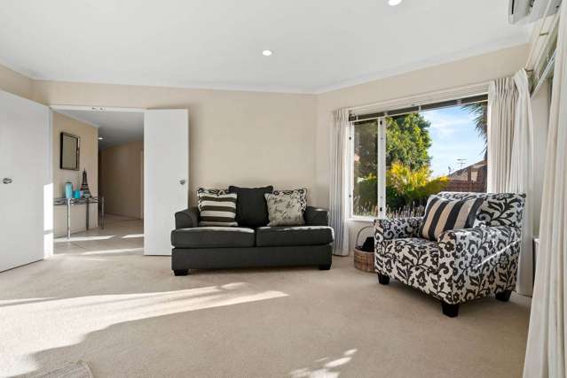 27 Gillett Place Botany Downs_2