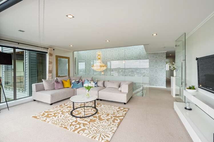 46 Armstrong Farm Drive East Tamaki Heights_9