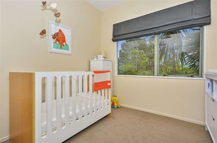 2/33 Pluto Place Beach Haven_12