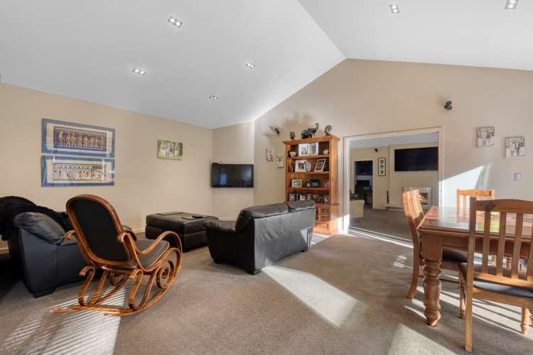 27 Montebello Avenue Stoke_8